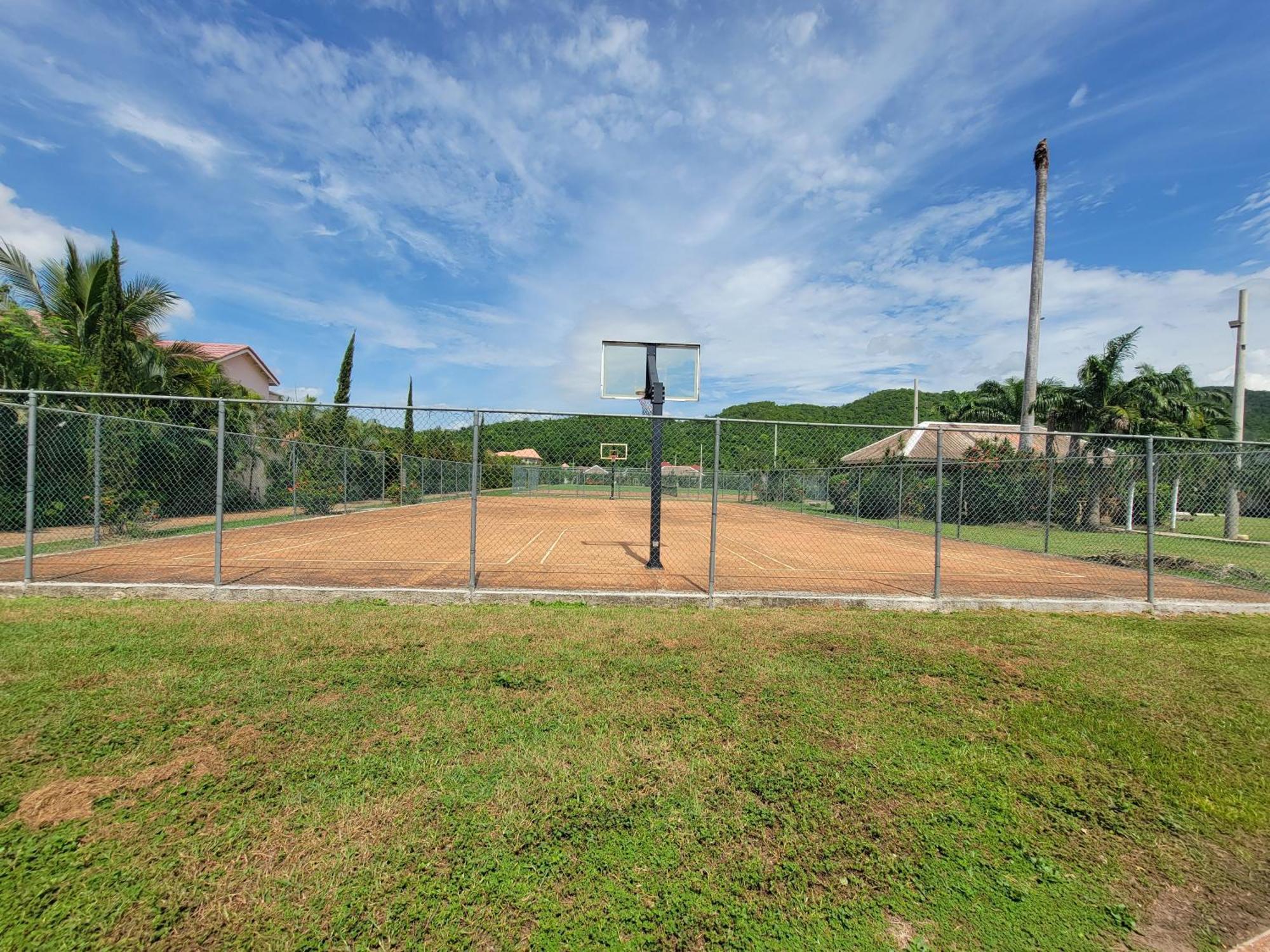 Comfortable Strategic Lodging Quarters Spanish Town Luaran gambar