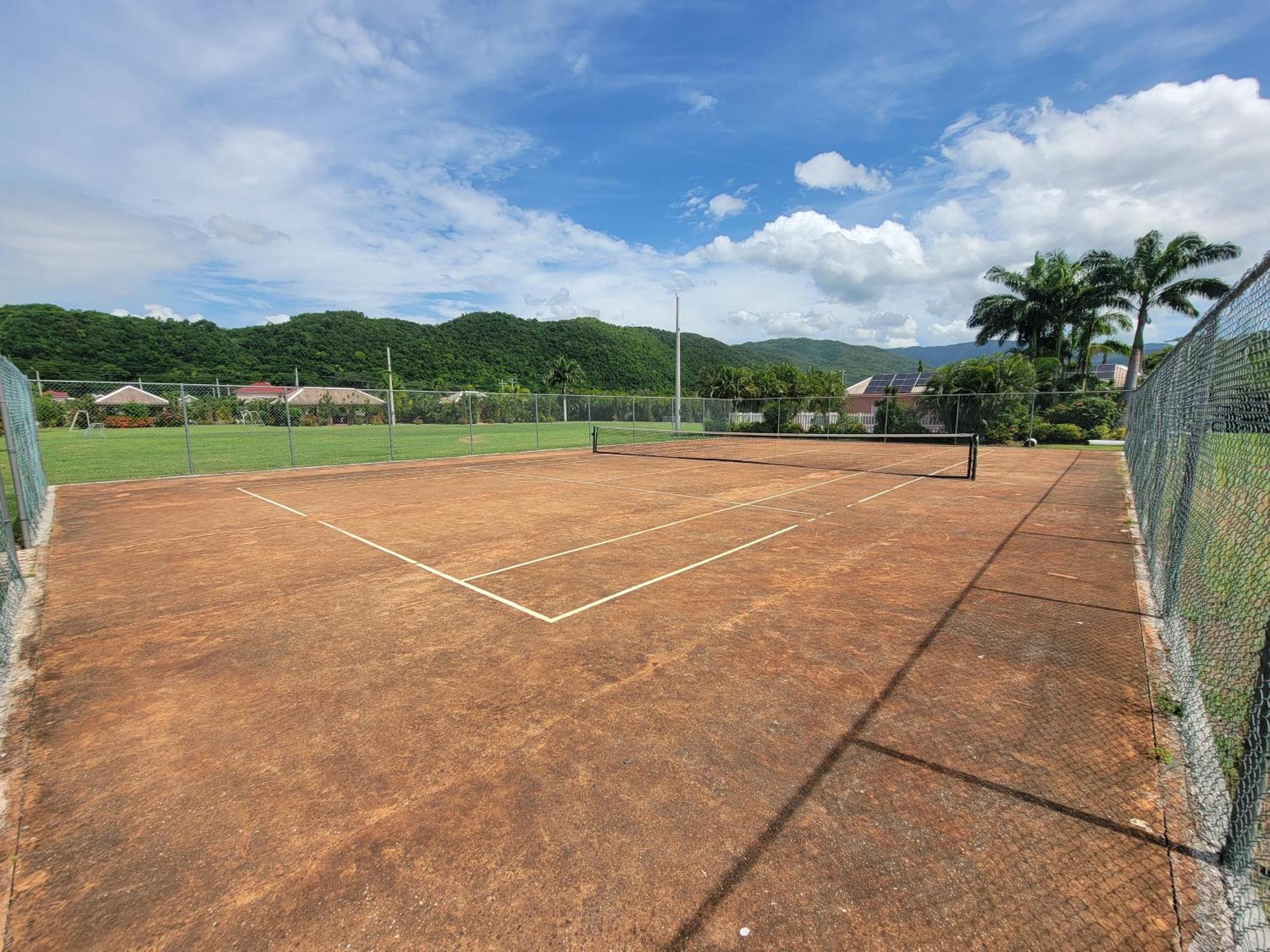 Comfortable Strategic Lodging Quarters Spanish Town Luaran gambar