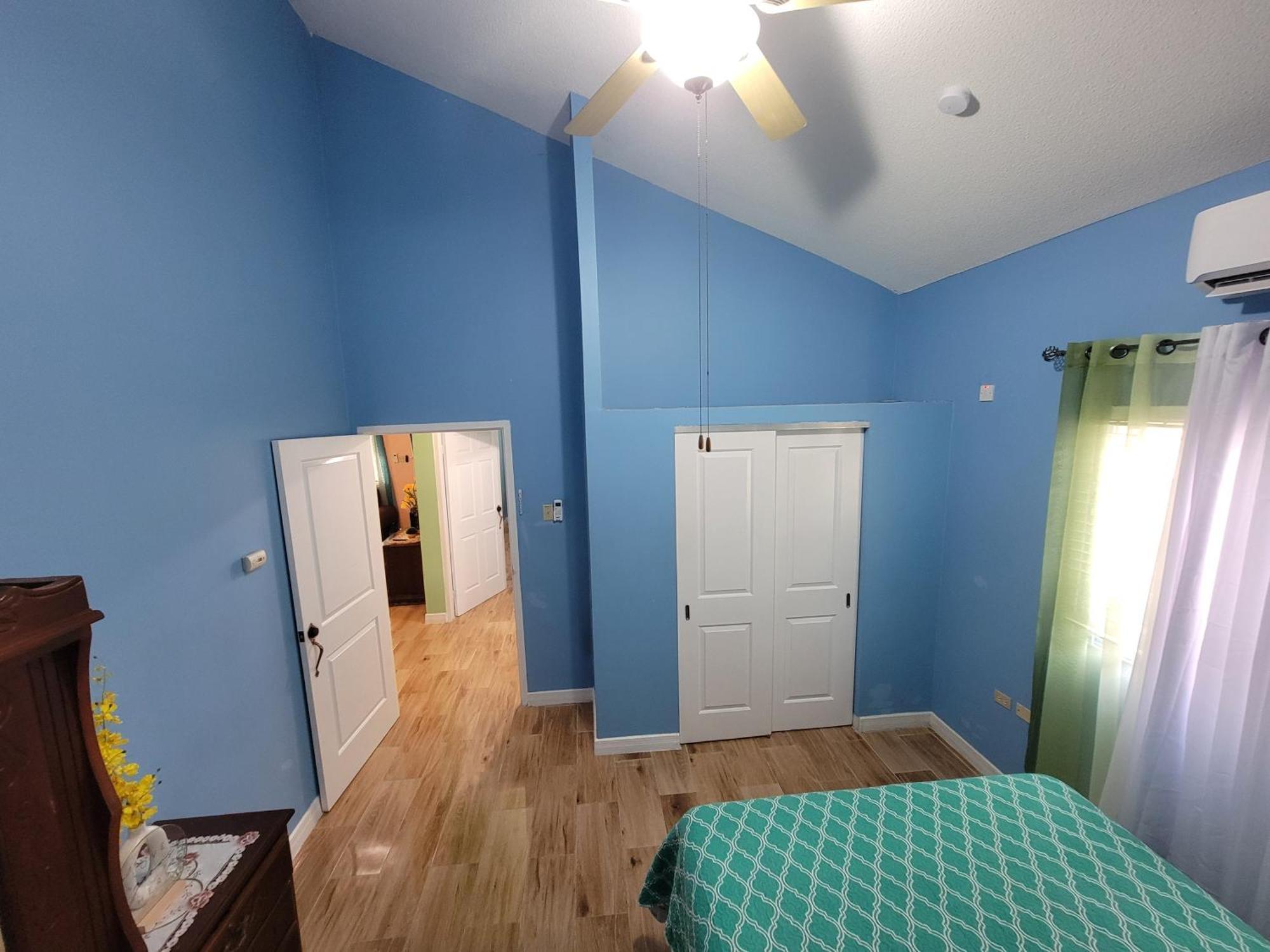 Comfortable Strategic Lodging Quarters Spanish Town Luaran gambar